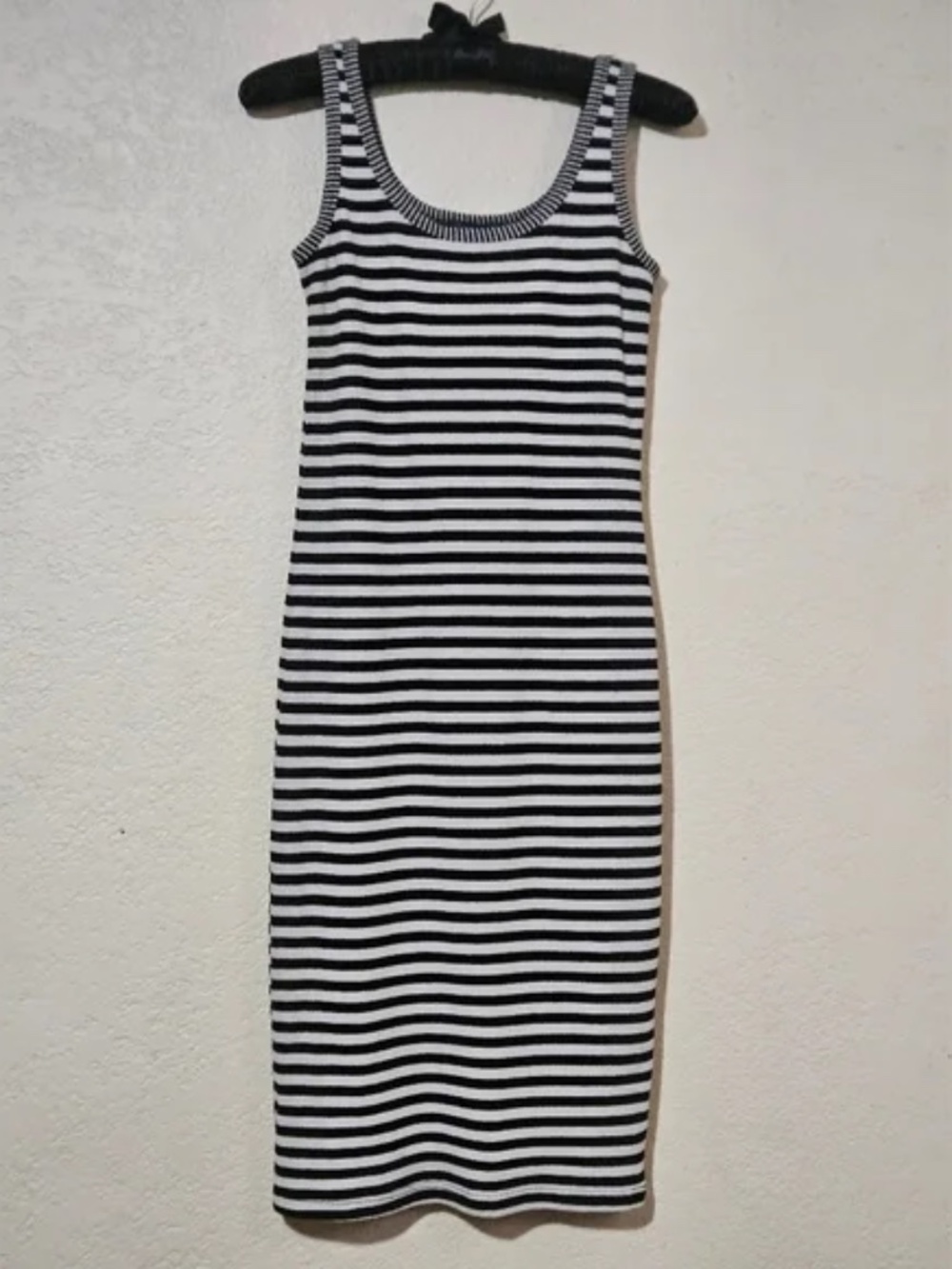 Soprano Striped Midi Sleeveless Dress XS - Worn once